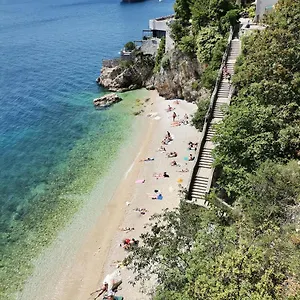 Flavia Apartman
