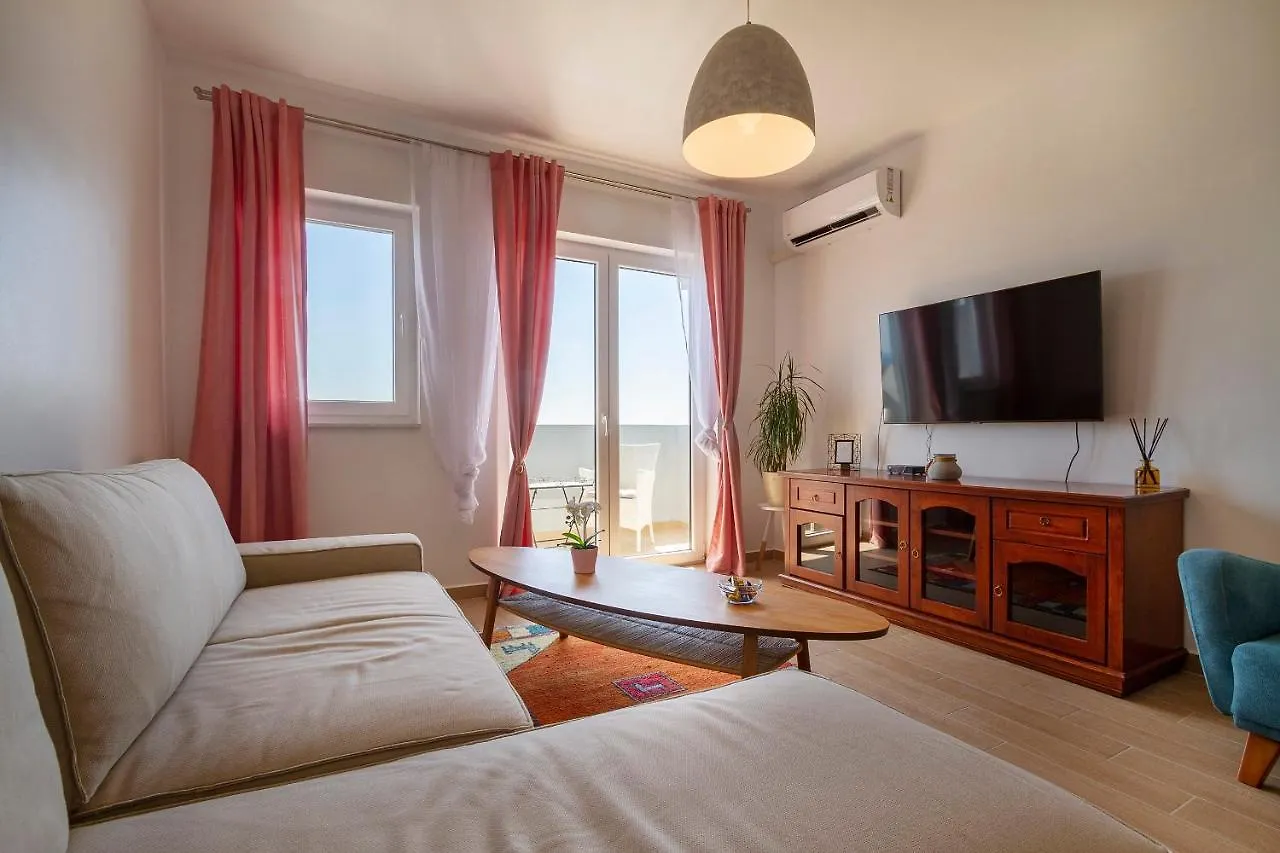 Apartmani Smokovo Jadranovo